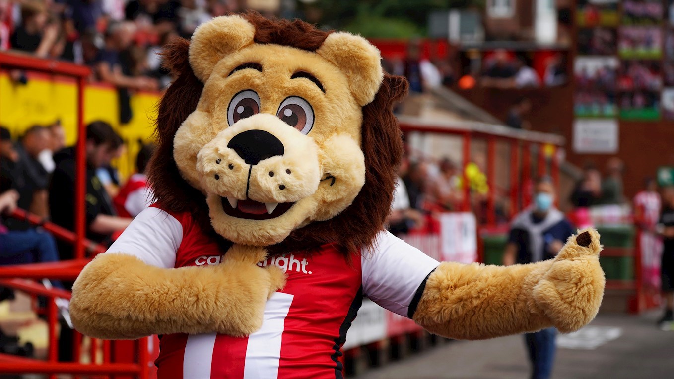 ?‍♂️ End of season Mascot Race at half-time on Saturday - News - Exeter City FC