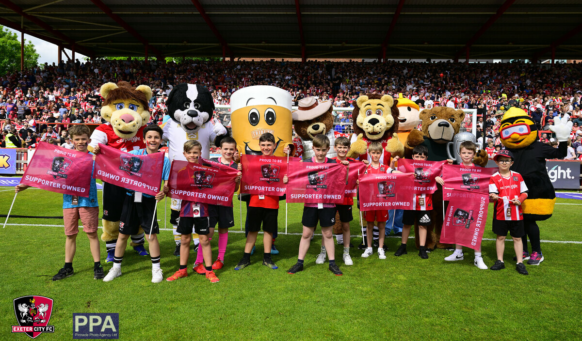 Mascot Race.jpg