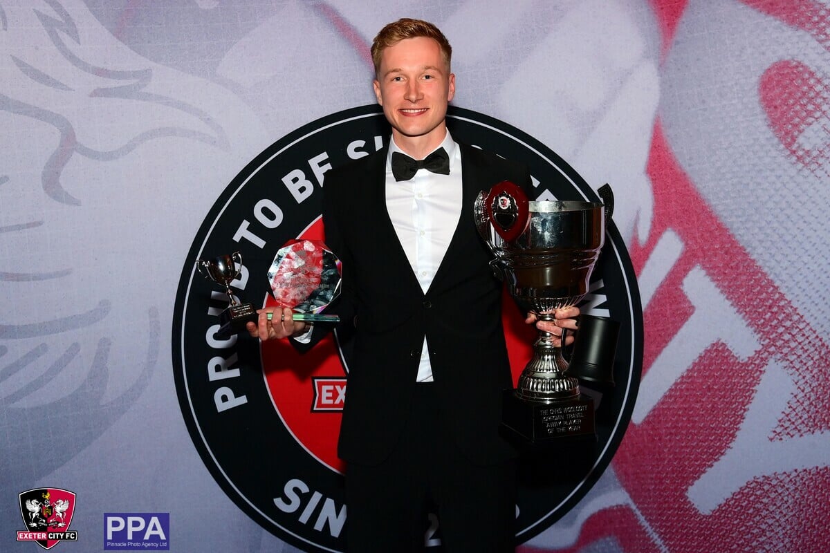 Vil Awards.jpg